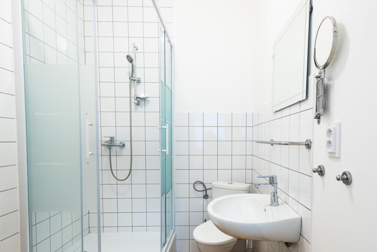 Guesthouse Slavia - apartmány s vinným sklípkem Mikulov Exterior foto
